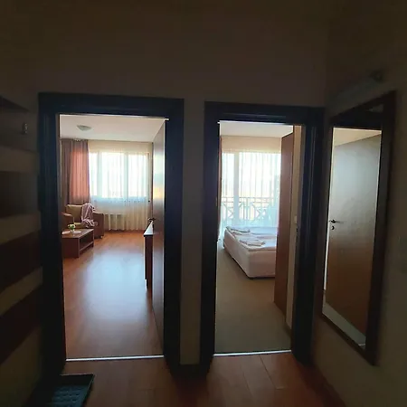 Vihren Palace Residence, Close To Gondola Lift,211 アパート *